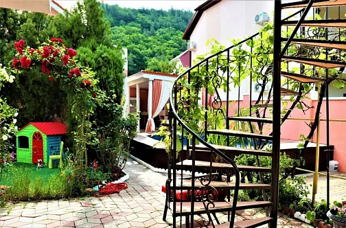 "Абрикос" гостевой дом, Голубая Бухта Фото: 19 из 40