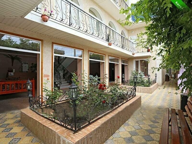 "Крым" гостевой дом