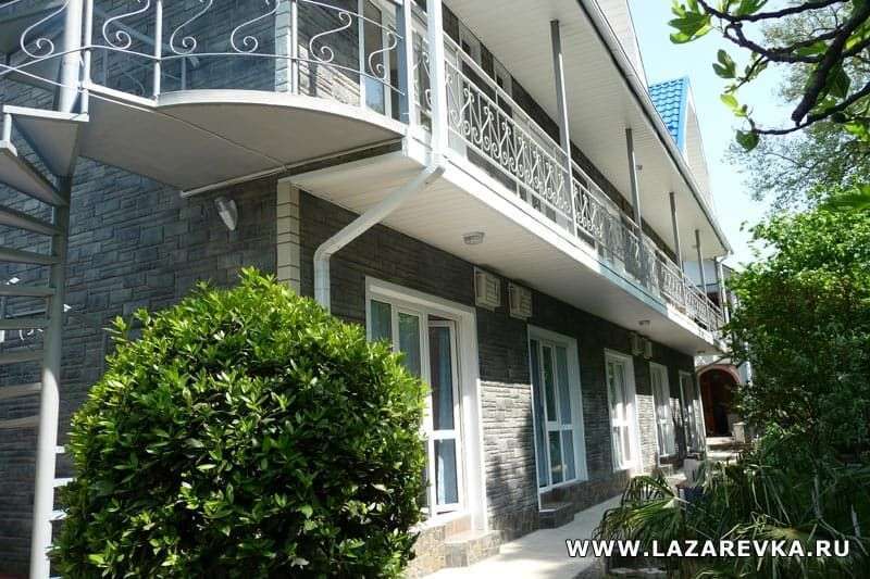 Гостевой дом ушаковых. Жилье в агое рядом с морем. Гостевой дом ушаковых. Гостевой дом ушаковых. Олимп сочи лазаревское гостиница.