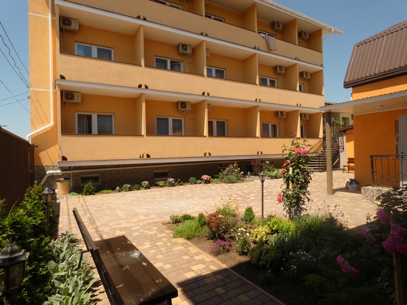 "Солнечный берег" гостевой дом