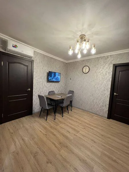 3х-комнатная квартира Агрба 5/2 кв 13, Пицунда Фото: 5 из 11
