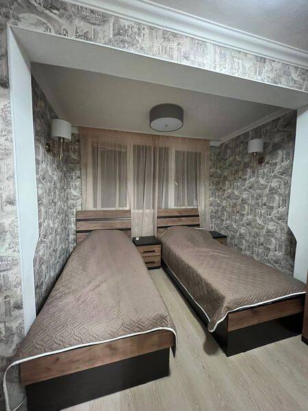 3х-комнатная квартира Агрба 5/2 кв 13, Пицунда Фото: 7 из 11