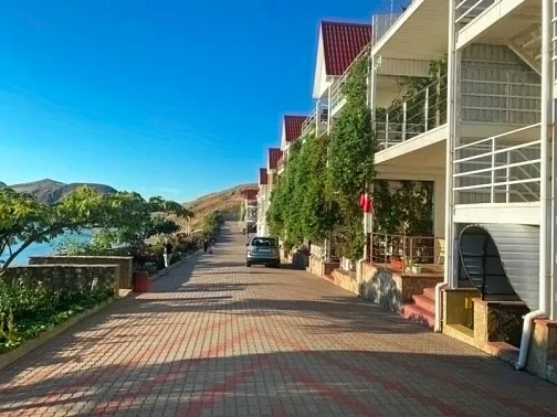 "Виктория" эллинг, Орджоникидзе Фото: 3 из 51