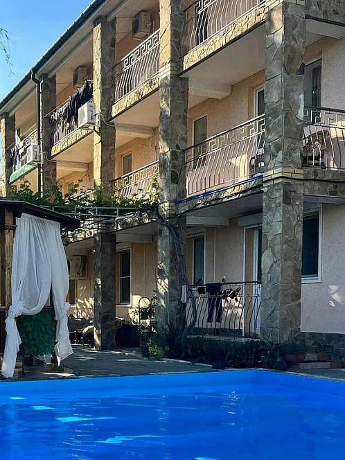 "Вилла Дана" мини-гостиница, Героевское Фото: 3 из 42