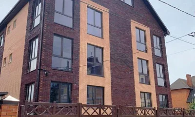 "HOUSE 9" гостевой дом, Ейск Фото: 1 из 4