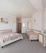 "3х-местный"