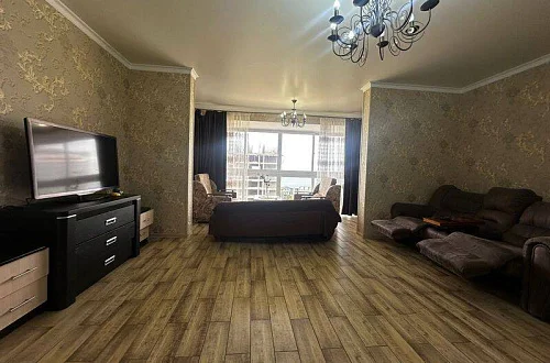 5-комнатная квартира Фото: 6 из 8