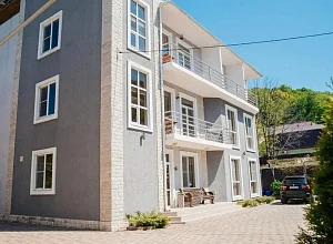 "Корона" гостевой дом Агой