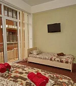 "Комфорт с балконом" 3х-местный