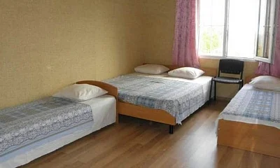 Частное домовладение Дежнёва 1, Бердянск Фото: 1 из 40