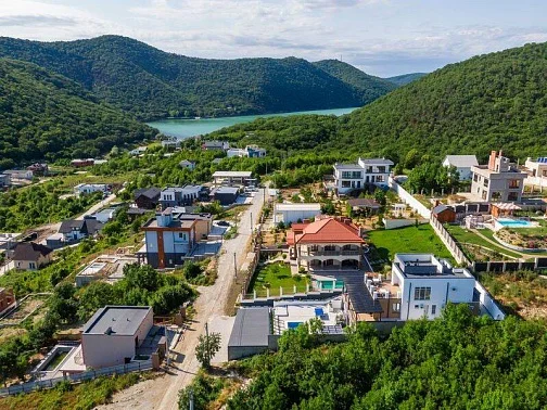 "Апартаменты Люкс с террасой и бассейном" апарт-отель, Абрау-Дюрсо Фото: 3 из 37