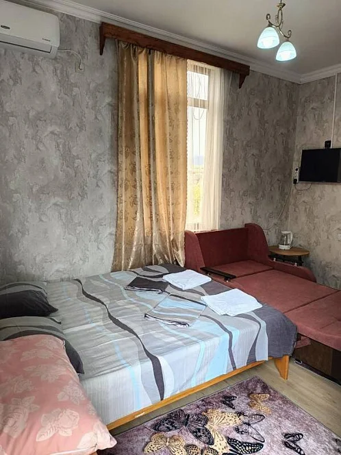 "У Антона" гостевой дом, Сухум Фото: 44 из 49