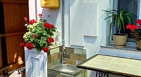"С уютным двориком" 2х-комнатный дом под-ключ, Евпатория