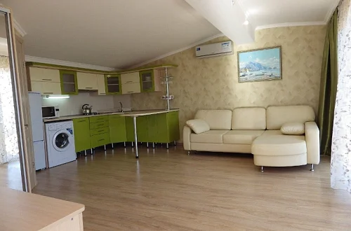 Люкс 2х-комнатный  Фото: 3 из 6