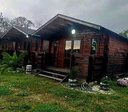 "Три домика" база отдыха