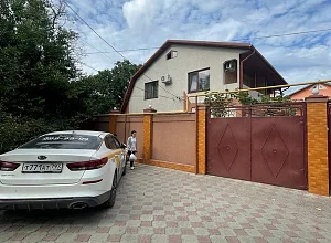 2х-комнатный дом  Московская 4 Феодосия