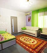 "Семейный 2х-комнатный" с мини-кухней и балконом
