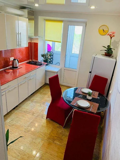 2-комнатная квартира Кирова 19, Геленджик Фото: 4 из 15