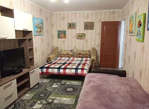 Отдых в Орджоникидзе   Бондаренко 13 - квартиры снять посуточно