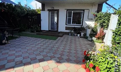 3х-комнатный дом под-ключ ул. Одесская, Ейск Фото: 1 из 10