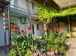 "У Машеньки" гостевой дом Заозерное