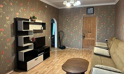 2х-комнатная квартира Абазгаа 51/3 кв 32, Гагра Фото: 1 из 7