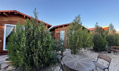 "Villa Leon" гостевой дом, Заозёрное Фото: 1 из 48