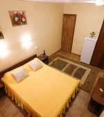 "Кондо с террасой"