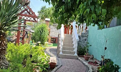 Частный сектор Малиновая 33, Учкуевка Фото: 1 из 18