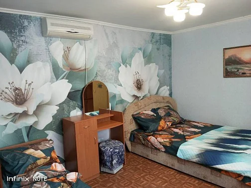 2х-комнатный коттедж под-ключ Советская 73, Феодосия Фото: 6 из 10