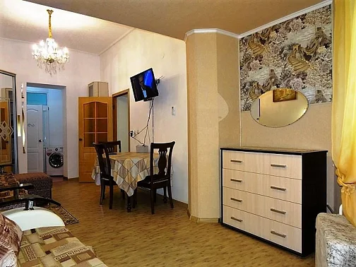 1-комнатная квартира на земле Пушкина 55 кв 16, Крым Фото: 15 из 21