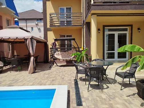 "Калифорния" мини-гостиница, Новофёдоровка Фото: 3 из 47