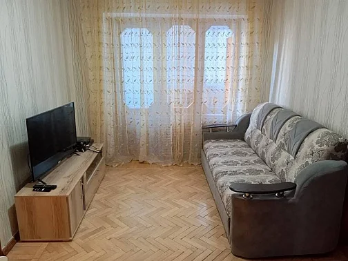 3х-комнатная квартира Василия Лакоба 2 кв 9, Сухум Фото: 8 из 9