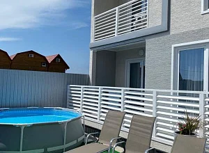 2х-этажный коттедж  Бирюзовая 20 Голубицкая