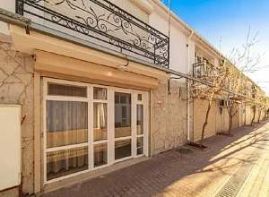 2х-комнатный коттедж  Керченское шоссе 76 Феодосия