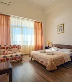 "Стандарт+" с балконом (вид на море)