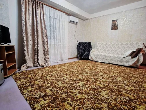 4х-комнатная квартира Агрба 18 кв 66, Пицунда Фото: 11 из 21