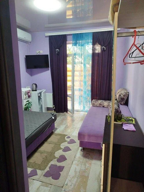 "Калифорния" мини-гостиница, Новофёдоровка Фото: 15 из 47