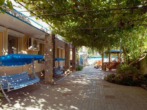 "Вилла Дана" мини-гостиница, Героевское Фото: 11 из 42