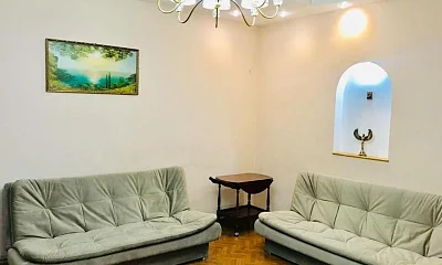 2х-комнатная квартира Лавровый 1, Ялта Фото: 1 из 4