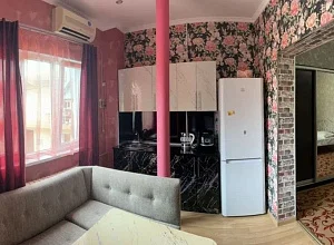 "Апартаменты на Цветочной" гостевой дом Сириус (Олимпийский парк)
