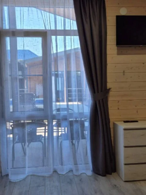 "Домики у моря Водный" база отдыха, Голубицкая Фото: 14 из 49