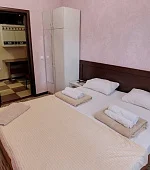 "Семейный" 2х-комнатный 4х-местный (1 этаж выход на кухню)