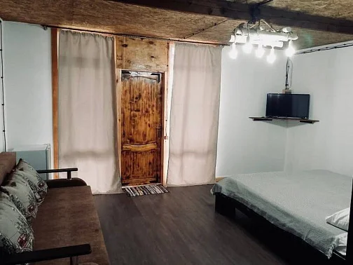 "Дом с флагом" мини-гостиница, Пицунда Фото: 15 из 22