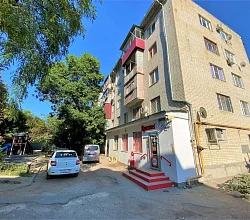 4х-комнатная квартира Новороссийская 308