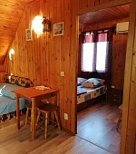 "Коттедж 2х-этажный 3х-комнатный с кухней и столовой"