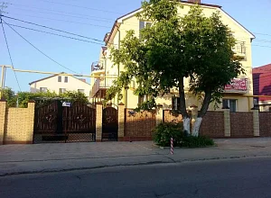 Гостевой дом Горького 17 Витязево