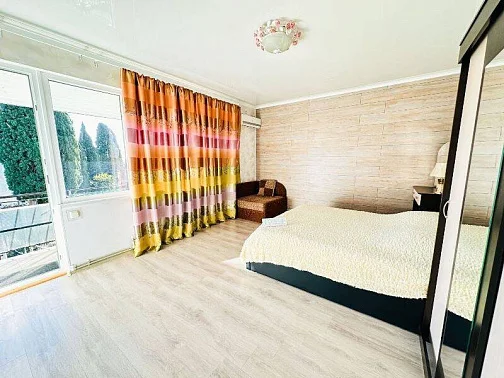 "С видом на море и горы" этаж под-ключ, Гурзуф Фото: 14 из 32