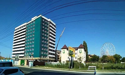 "Апартаменты" 2х-комнатная квартира, Анапа Фото: 1 из 4