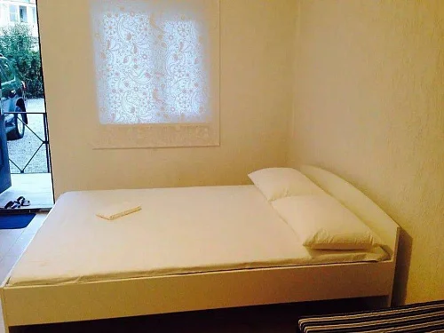"Guest house Leon 10" гостевой дом, Пицунда Фото: 27 из 43